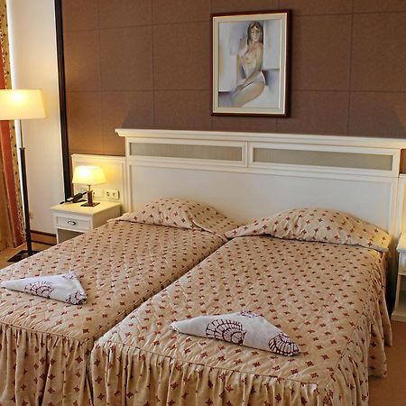 Helena Vip Villas And Suites Сонячний Берег Екстер'єр фото