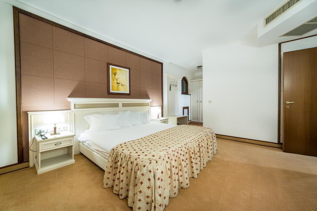 Helena Vip Villas And Suites Сонячний Берег Екстер'єр фото