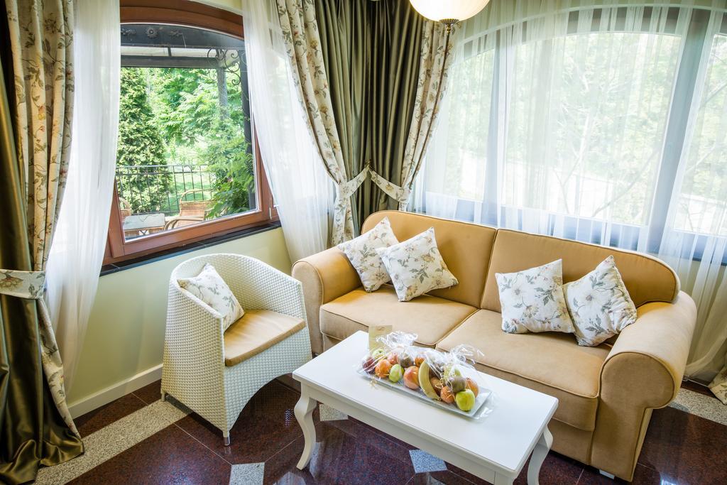 Helena Vip Villas And Suites Сонячний Берег Екстер'єр фото